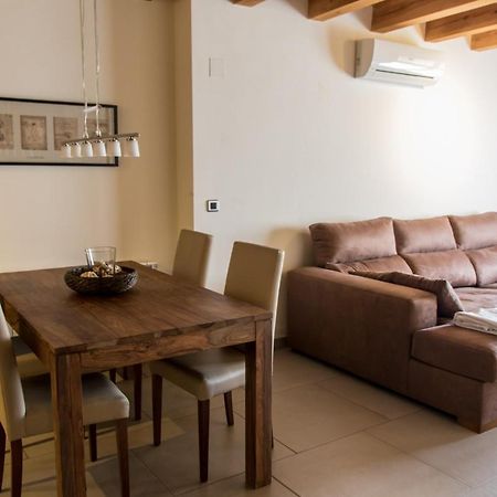 Plaza Apartamentos บีเนฟาร์ ภายนอก รูปภาพ