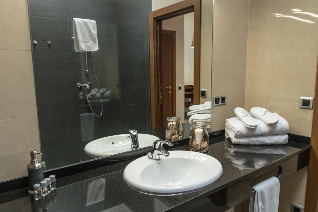 Plaza Apartamentos บีเนฟาร์ ภายนอก รูปภาพ